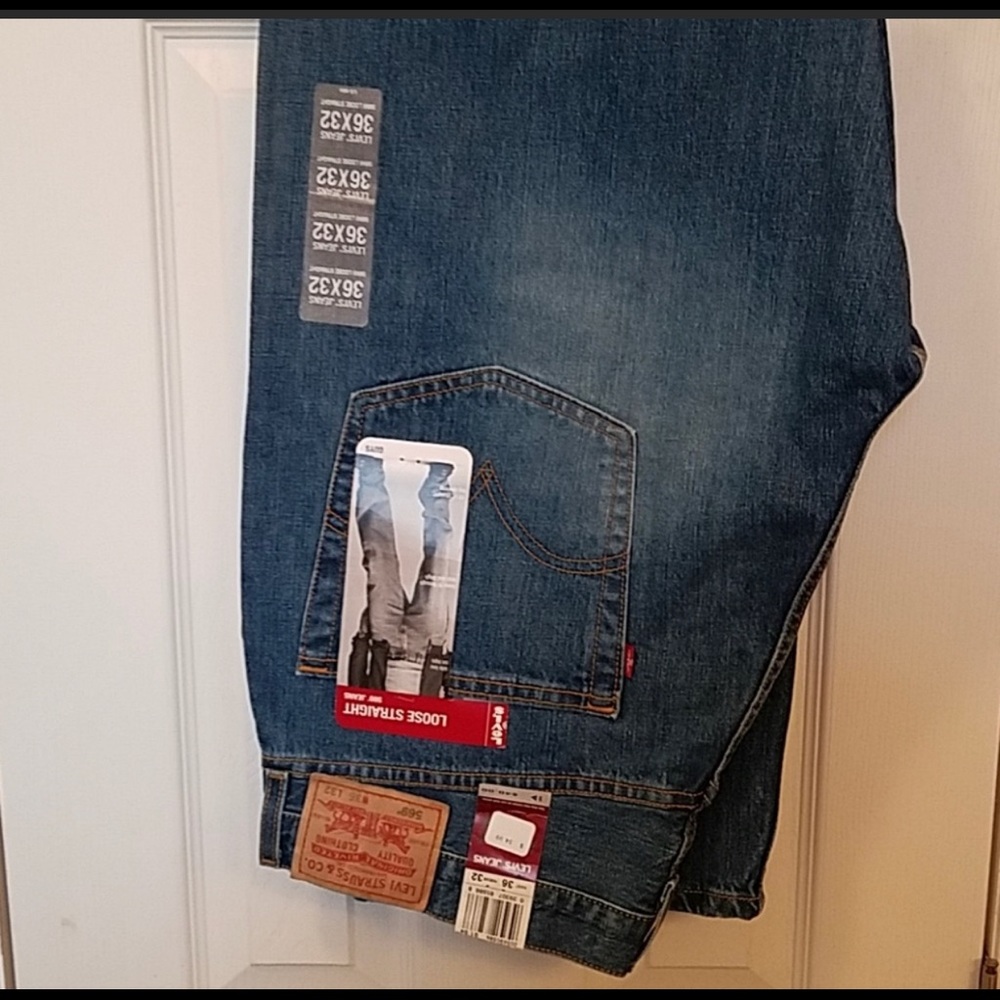 Levi jeans 596 straight leg
